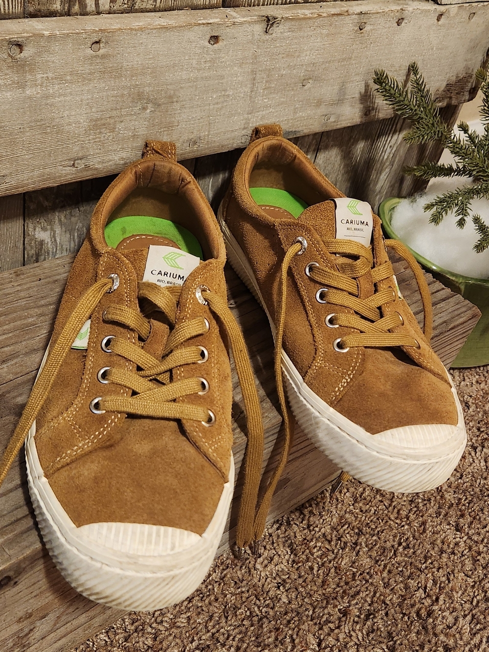Cariuma, Women's Brown Suede Sneaker - Casual Lace-Up, US 9. 38.